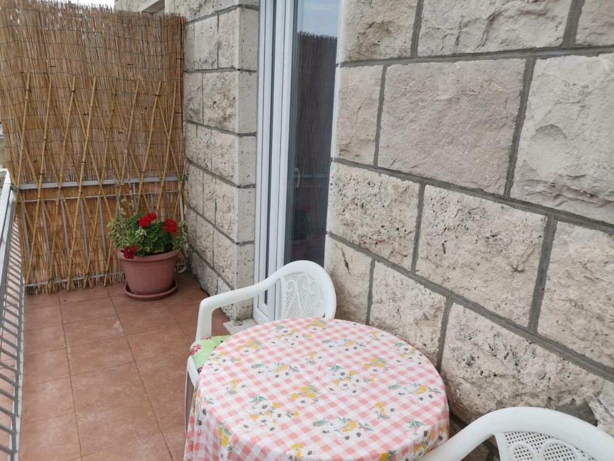 Apartments Lumbardina Λομπάρδα Εξωτερικό φωτογραφία