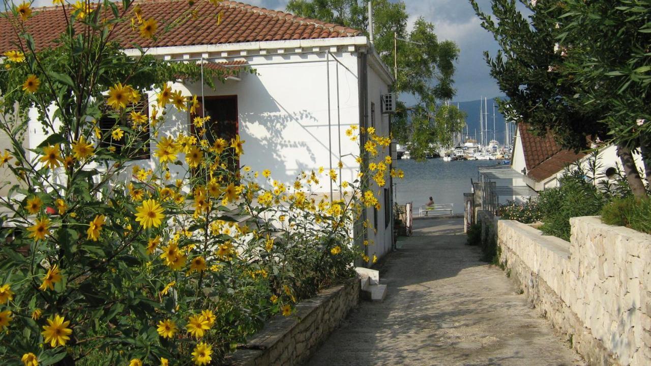 Apartments Lumbardina Λομπάρδα Δωμάτιο φωτογραφία